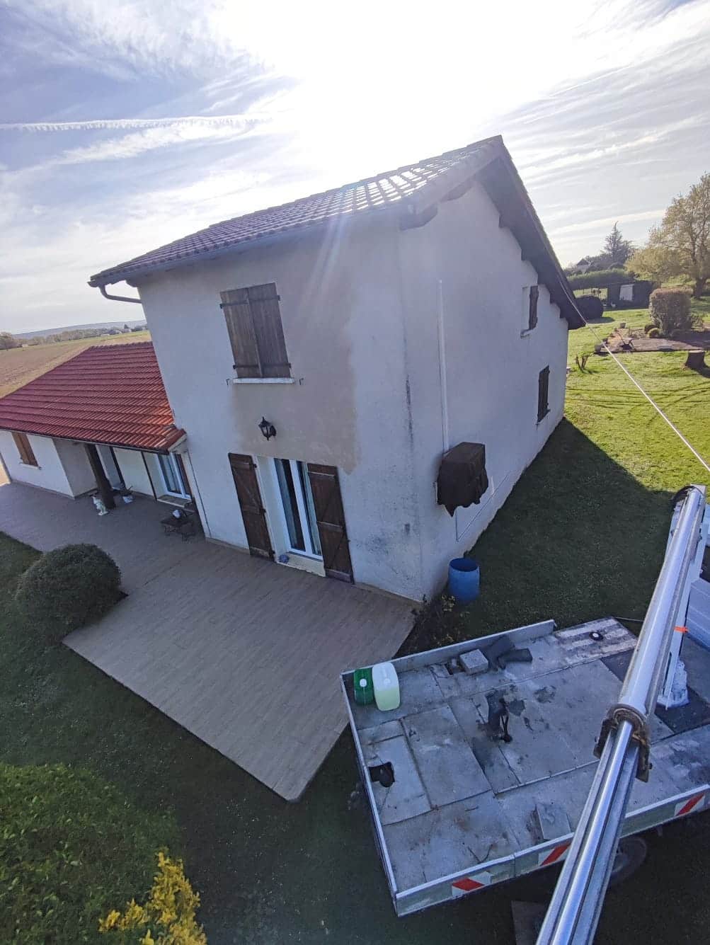 Façade de maison après nettoyage